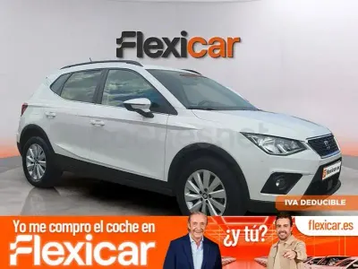 Usado Seat Arona Ecomotive 95 CV (69 kW) 2017 Blanco SUV