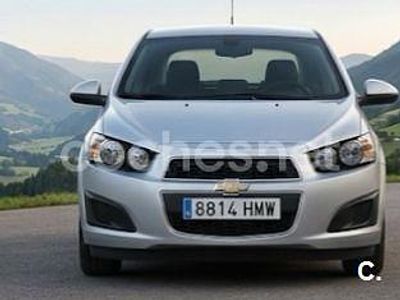 Usado Chevrolet Aveo LT 86 CV (63 kW) 2012 Gris / plata Berlina
