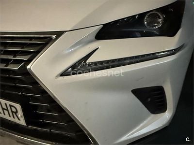 Blanco Usado 2018 Lexus NX300h Executive Line SUV | 30.000 €