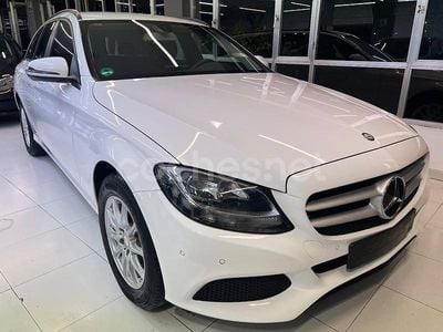 Usado Mercedes C220 170 CV (125 kW) 2016 Blanco Familiar