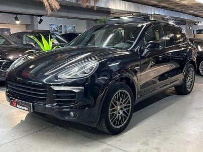 Usado Porsche Cayenne S E-Hybrid 416 CV (305 kW) 2017 Negro SUV