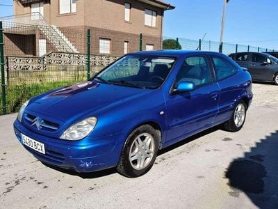 Usado Citroën Xsara 90 CV (66 kW) 2000 Azul Coupe