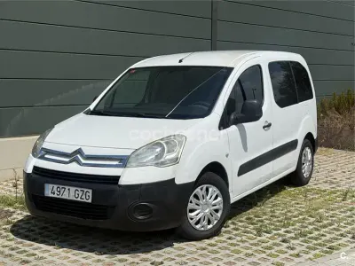 Usado Citroën Berlingo Tonic 90 CV (66 kW) 2010 Blanco Monovolumen