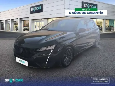 Usado Peugeot 308 Active 110 CV (80 kW) 2022 Verde Utilitario