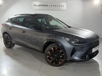 Usado Cupra Formentor 150 CV (110 kW) 2025 Gris / plata SUV