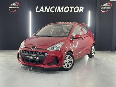 Usado Hyundai i10 Style 87 CV (63 kW) 2019 Granate Utilitario