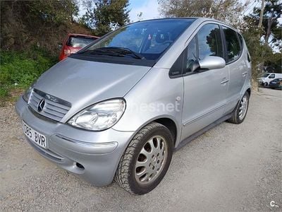 Usado Mercedes A160 Elegance 102 CV (75 kW) 2002 Gris / plata Monovolumen
