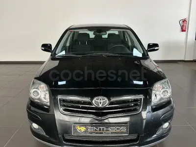 Usado Toyota Avensis