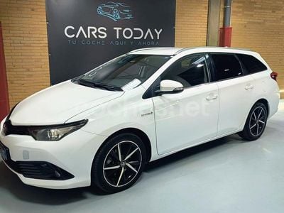 Toyota Auris Hybrid