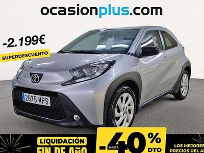 Gris Usado 2024 Toyota Aygo Play Utilitario | 13.091 € (Precio justo)