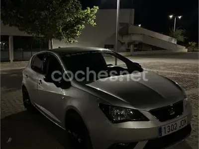 Usado Seat Ibiza FR 105 CV (77 kW) 2015 Gris / plata Berlina