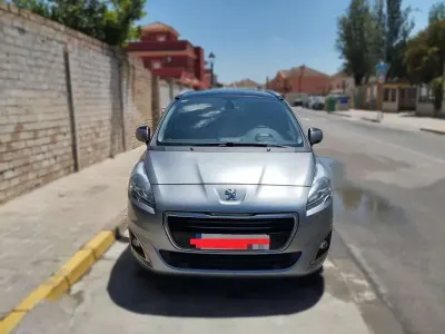 Usado Peugeot 5008