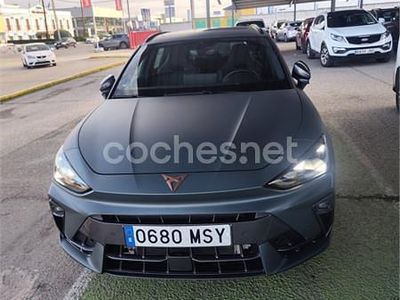 Gris / plata Usado 2024 Cupra Leon VZ Familiar | 39.500 €