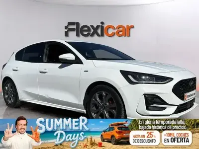 Usado Ford Focus ST-Line X 125 CV (91 kW) 2022 Blanco Berlina