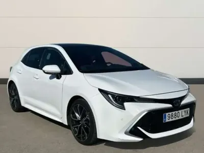 Usado Toyota Corolla Advance 184 CV (135 kW) 2022 Blanco Berlina