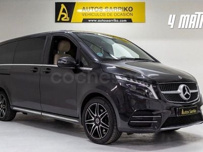 Usado Mercedes V300 Avantgarde 239 CV (175 kW) 2023 Gris / plata Monovolumen