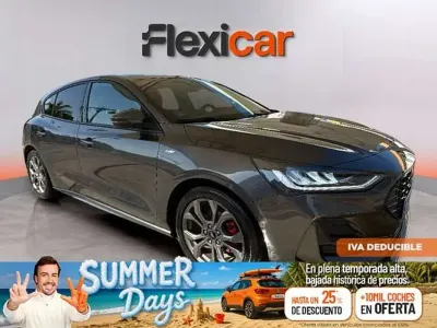 Usado Ford Focus ST-Line 125 CV (91 kW) 2022 Gris Berlina