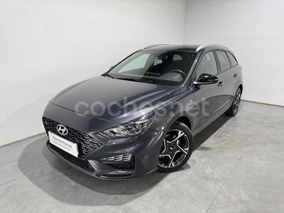 Gris / plata Usado 2024 Hyundai i30 N Line Familiar | 24.500 €