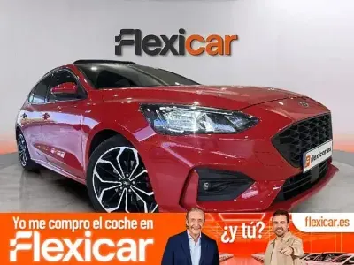 Usado Ford Focus ST-Line X 155 CV (114 kW) 2021 Rojo Berlina