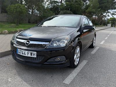 Opel Astra GTC