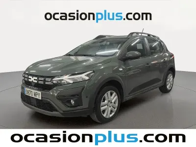Usado Dacia Sandero Expression 91 CV (66 kW) 2024 Verde Utilitario