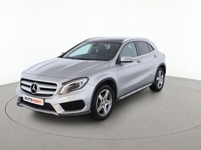 Mercedes GLA220
