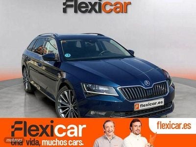 Usado Skoda Superb LAURIN & KLEMENT 190 CV (139 kW) 2017 Azul Familiar