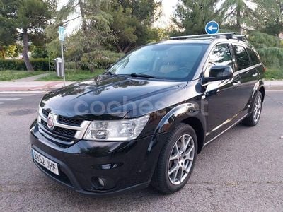 Negro Usado 2015 Fiat Freemont Urban SUV | 8990 € (Precio justo)