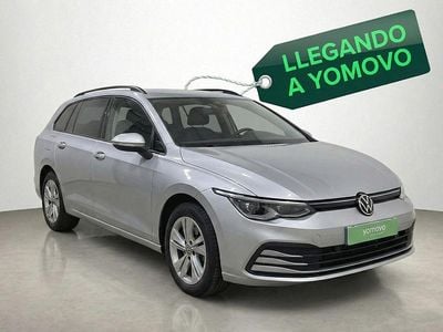 Usado VW Golf VIII Life 111 CV (81 kW) 2021 Plateado Familiar