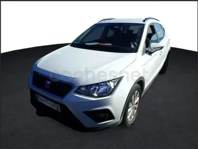 Usado Seat Arona Style 95 CV (69 kW) 2020 Blanco SUV