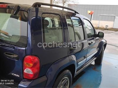 Usado Jeep Cherokee Limited 163 CV (119 kW) 2006 Azul SUV