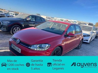 Usado VW Golf VIII Edition 131 CV (96 kW) 2020 Rojo Utilitario