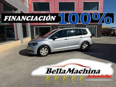 Gris / plata Usado 2019 VW Touran Business Monovolumen | 17.750 € (Precio justo)