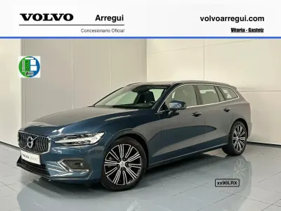 Usado Volvo V60 Inscription 197 CV (144 kW) 2021 Azul Familiar
