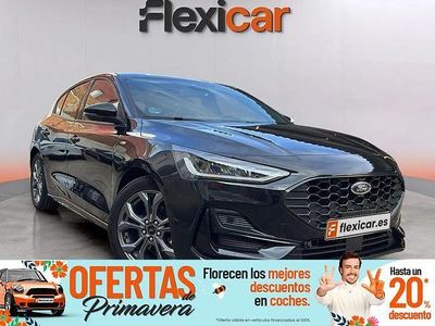 Usado Ford Focus ST-Line 125 CV (91 kW) 2023 Negro Berlina