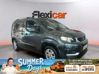 Usado Peugeot Rifter Allure 110 CV (80 kW) 2020 Gris Monovolumen