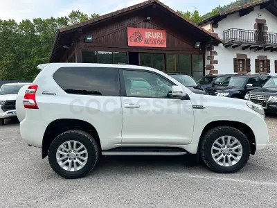 Usado Toyota Land Cruiser 190 CV (139 kW) 2014 Blanco SUV