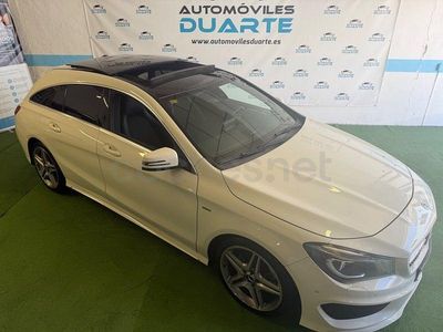 Usado Mercedes CLA220 Shooting Brake AMG line 177 CV (130 kW) 2016 Blanco Familiar