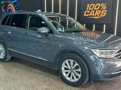 Usado VW Tiguan Life 130 CV (95 kW) 2021 Gris / plata SUV