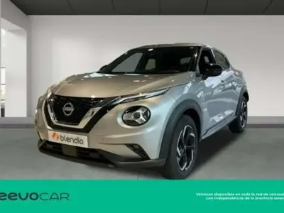 Usado Nissan Juke N-Connecta 116 HP (85 kW) 2024 Cinzento SUV