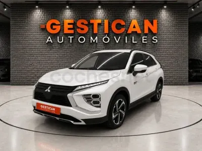 Usado Mitsubishi Eclipse Cross 188 CV (138 kW) 2022 Blanco SUV