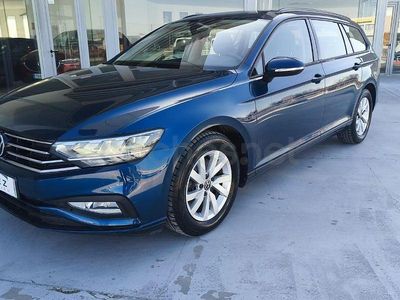 Usado VW Passat Business 122 CV (89 kW) 2021 Azul Familiar