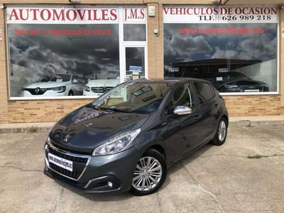 Usado Peugeot 208 Style 82 CV (60 kW) 2017 Gris Utilitario