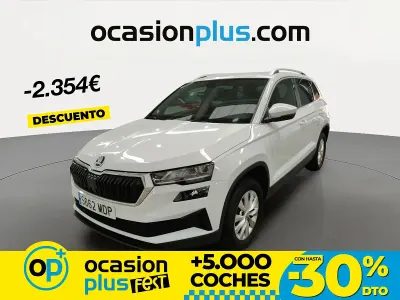 Usado Skoda Karoq Ambition 115 CV (84 kW) 2023 Blanco SUV
