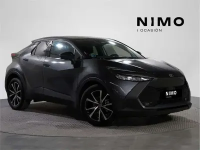 Käytetty Toyota C-HR Advance 140 HP (102 kW) 2025 Katumaasturi