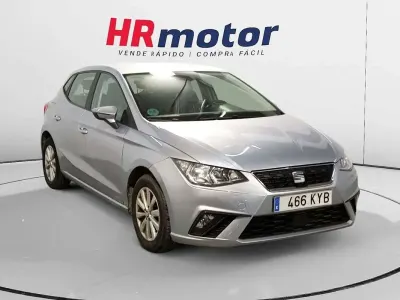 Usado Seat Ibiza Style 80 CV (58 kW) 2019 Gris Utilitario