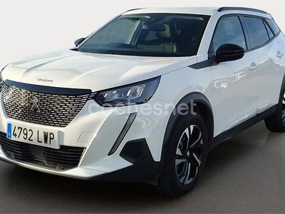 Usado Peugeot 2008 Allure 100 CV (73 kW) 2022 Blanco SUV