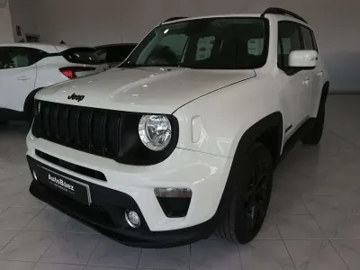 Usado Jeep Renegade Night Eagle 140 CV (102 kW) 2019 Blanco SUV