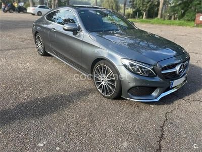 Gris / plata Usado 2016 Mercedes C300 AMG line Coupe | 31.990 € (Un poco caro)