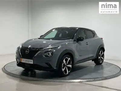 Usado Nissan Juke Tekna 143 CV (105 kW) 2023 Gris / plata SUV